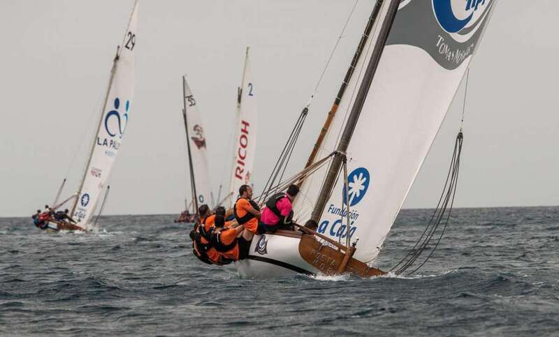 Bote del equipo Tomas Morales (Foto TA)